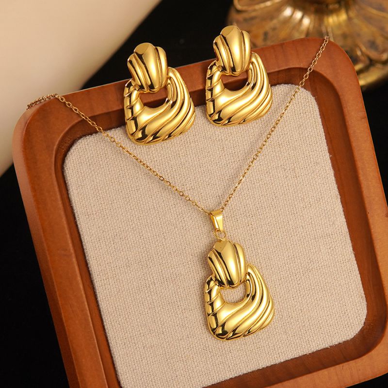 Set 1# Stainless Steel Flower Necklace Earring Set