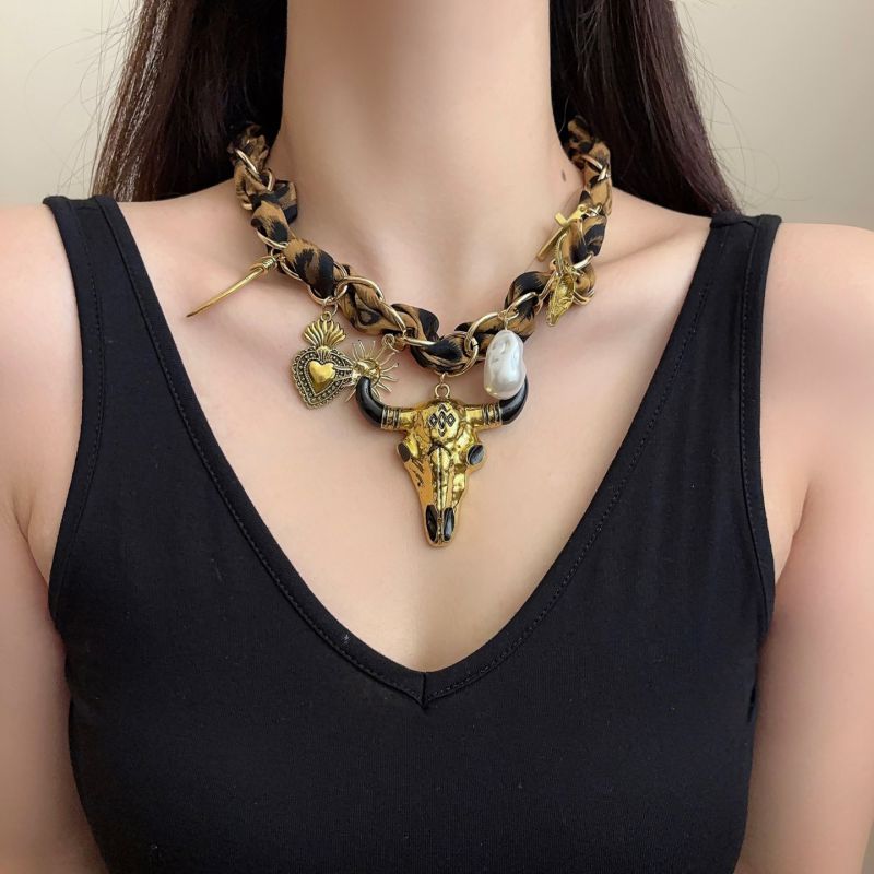 Black Alloy Heart Bull Head Silk Scarf Necklace