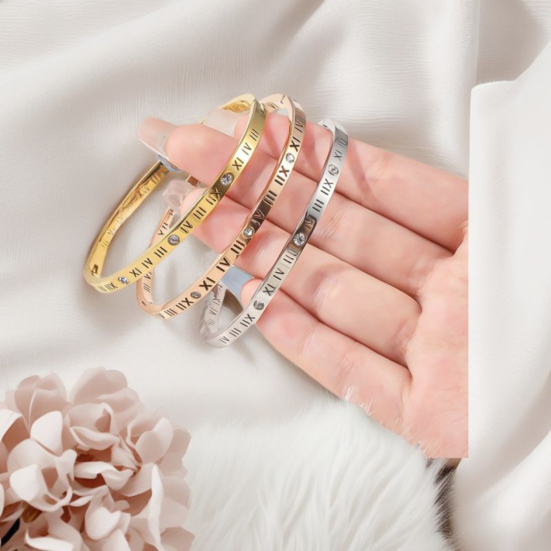 Silver Titanium Steel Diamond-encrusted Roman Numeral Bracelet