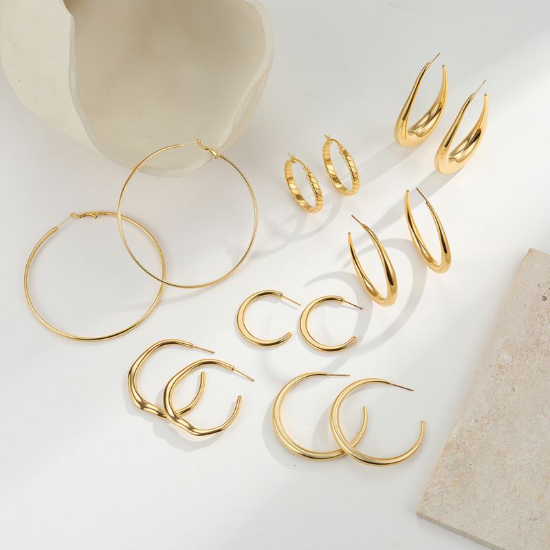 Small Gold Stainless Steel C-shaped Earrings